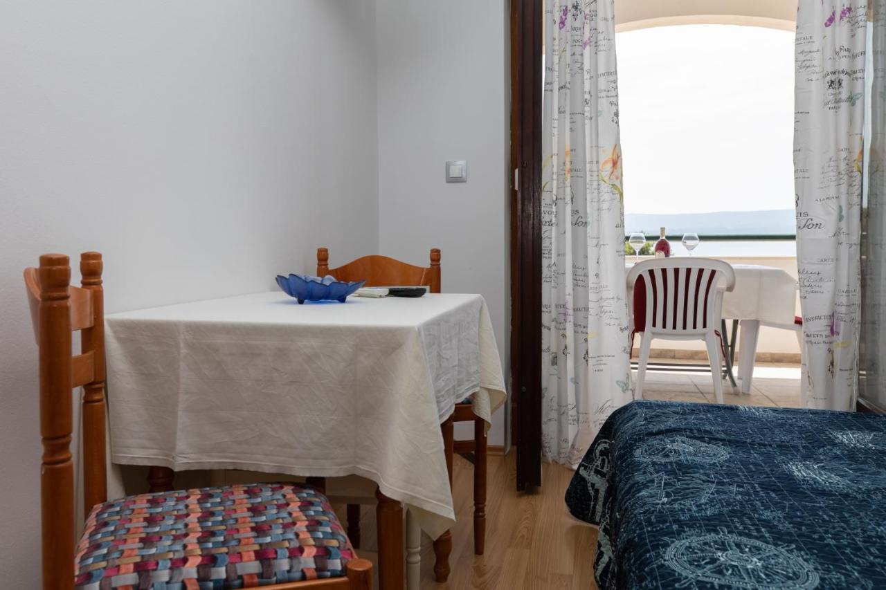 Apartments By The Sea Medici, Omis - 1046 Мимице Екстериор снимка