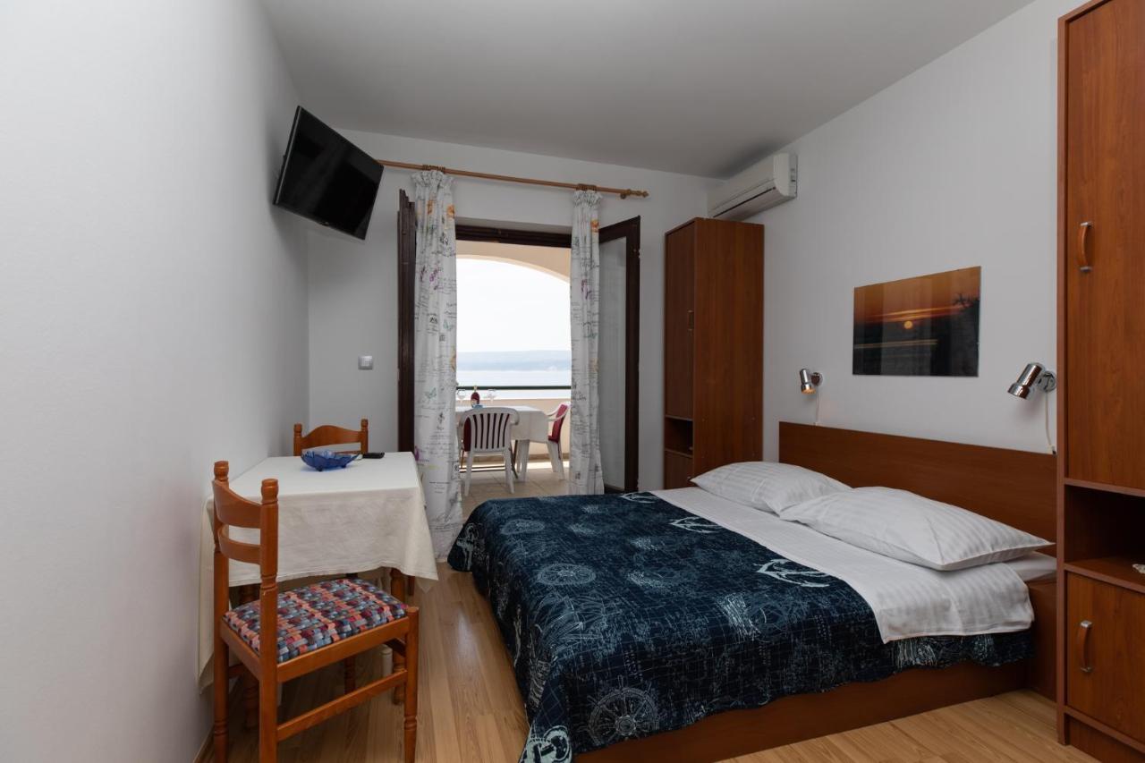 Apartments By The Sea Medici, Omis - 1046 Мимице Екстериор снимка