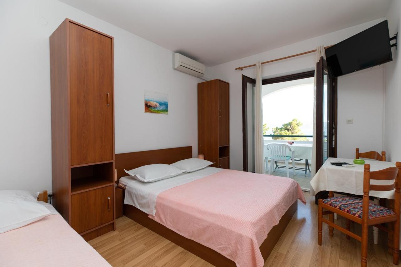 Apartments By The Sea Medici, Omis - 1046 Мимице Екстериор снимка